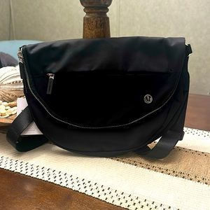 Black Lululemon All Night Festival Bag 5L